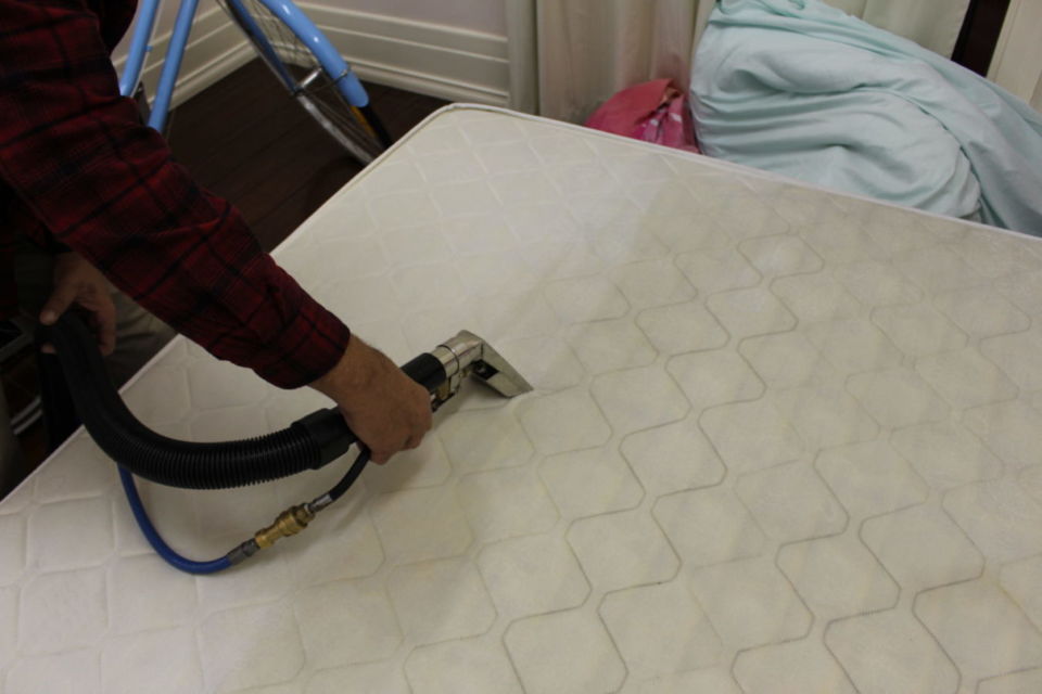 Jasa Cuci Springbed